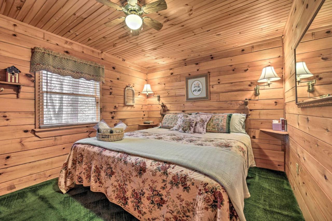Franklin Cabin With Porch Near Hiking And Waterfalls! 외부 사진